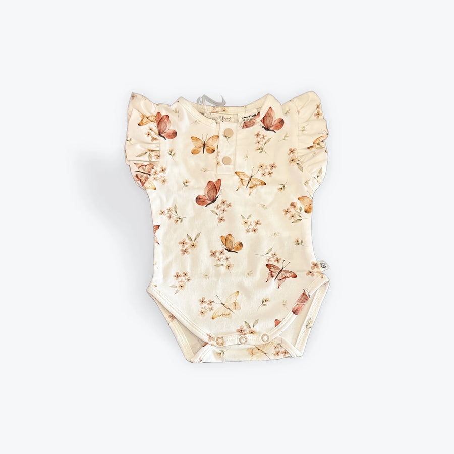 Butterfly S/S Organic Bodysuit with Frill